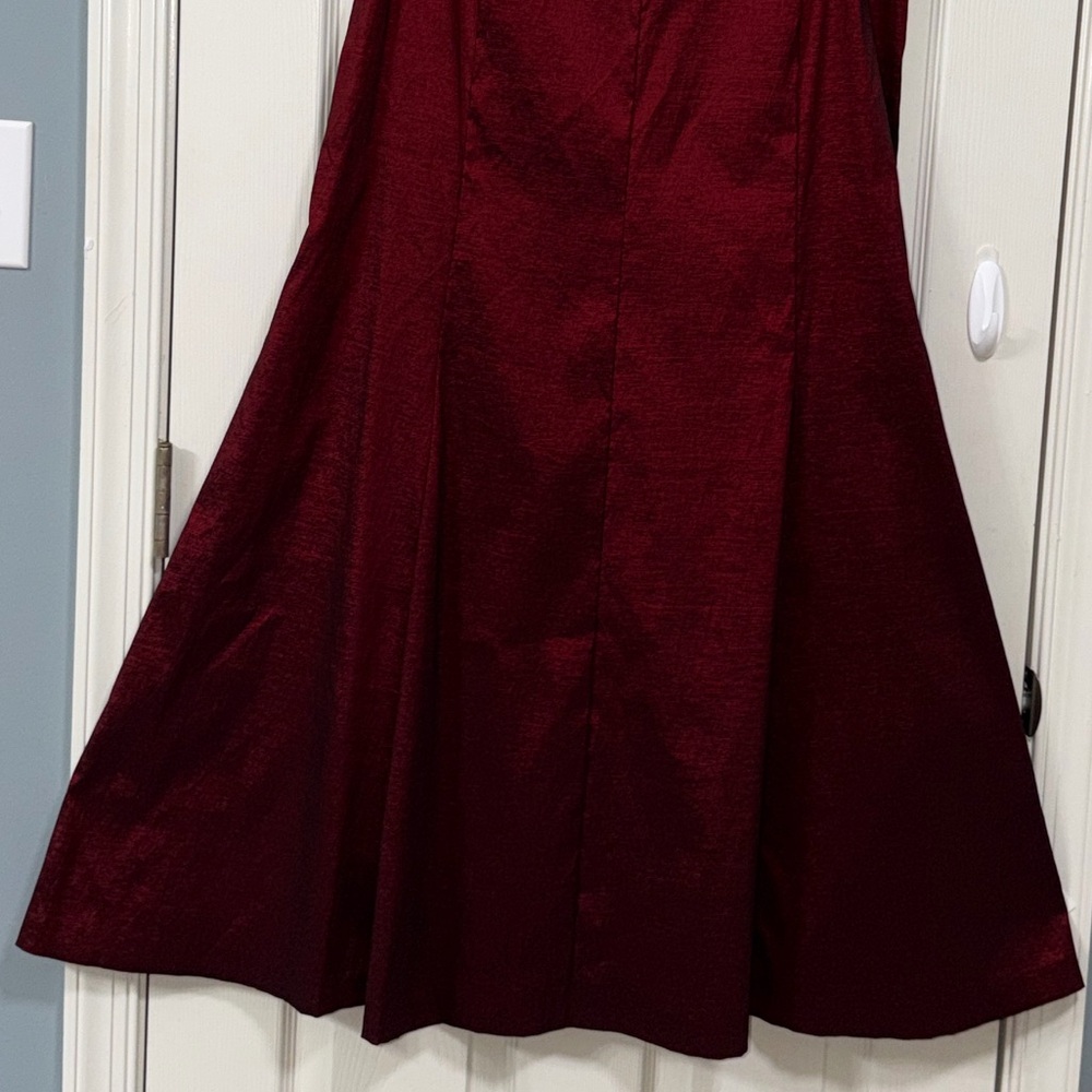 Alex Satin Deep Burgundy A-Line Maxi Skirt Quiet Luxury Cocktail Party Wedding - Picture 6 of 10
